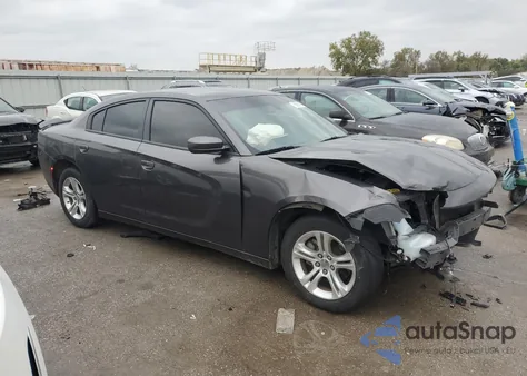 2022 Dodge Charger Sxt z USA, uszkodzony, nr VIN 2C3CDXBG8NH152443